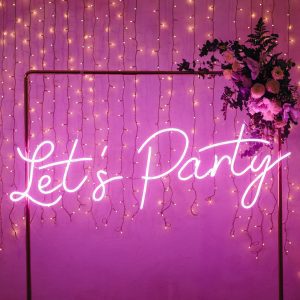 LETS PARTY alquiler neones luminosa eventos