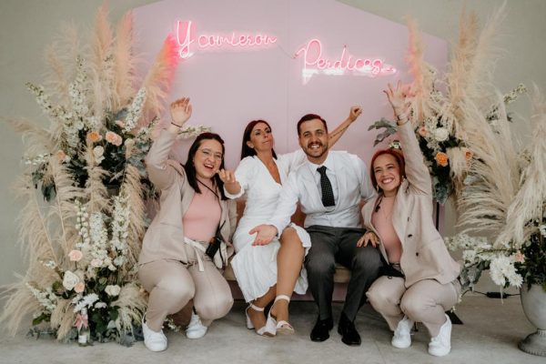 Y COMIERON PERDICES alquiler neones luminosa eventos